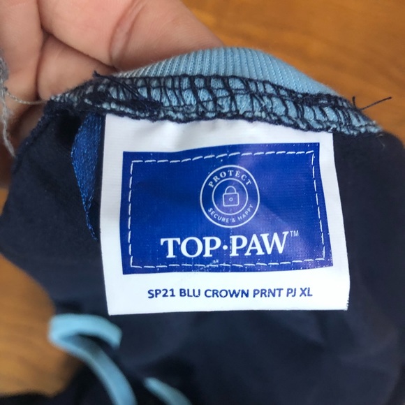 Adorable crown print Dog PJs - Picture 3 of 5